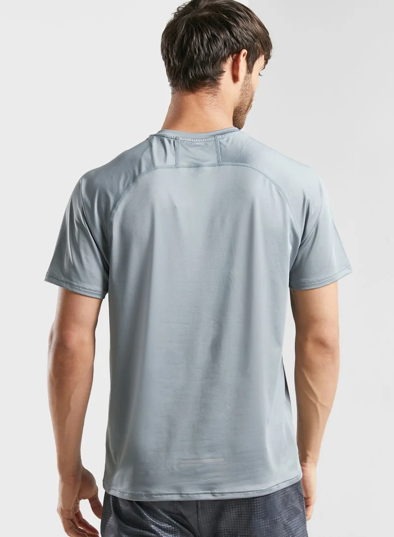 FRWD Training T-Shirt