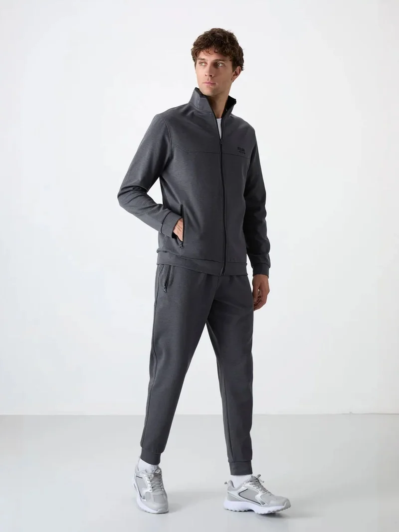 تومي لايف TOMMY Men's Fleece Sweatshirt And Pants Set