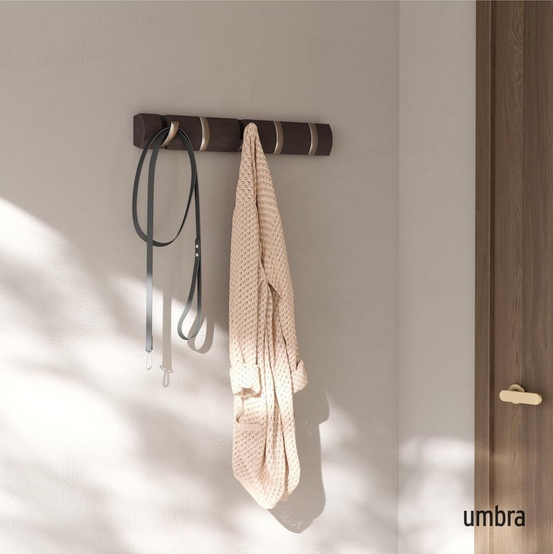 امبرا Umbra Flip حامل معاطف مثبت على الحائط مع 5 خطافات – تخزين حديث موفر للمساحة للقبعات والسترات والحقائب، للمدخل، وغرفة الطين، والخزانة، والحمام، وغرفة النوم – خشب طافي/نيكل - Image 2
