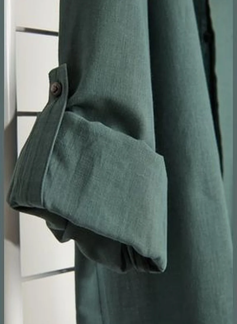 trendyol Dark Green Men's Slim Fit Buttoned Collar 100% Cotton Shirt with Epaulettes.