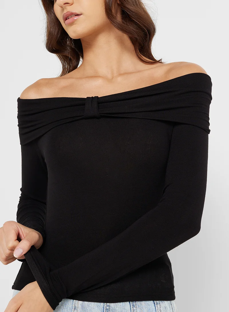 ONLY Off Shoulder Bow Detailed Top