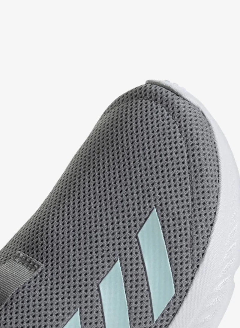 اديداس كلاود فوم موف لوونجر نسائي