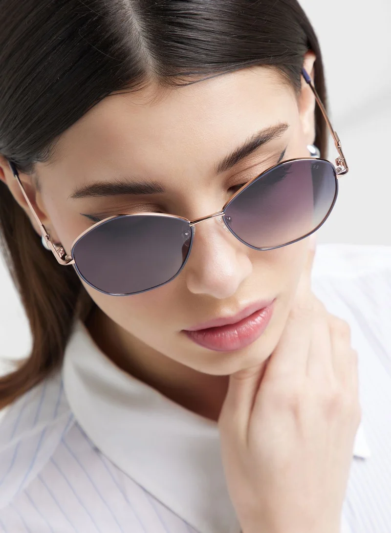 GUESS Round Shape Sunglasses