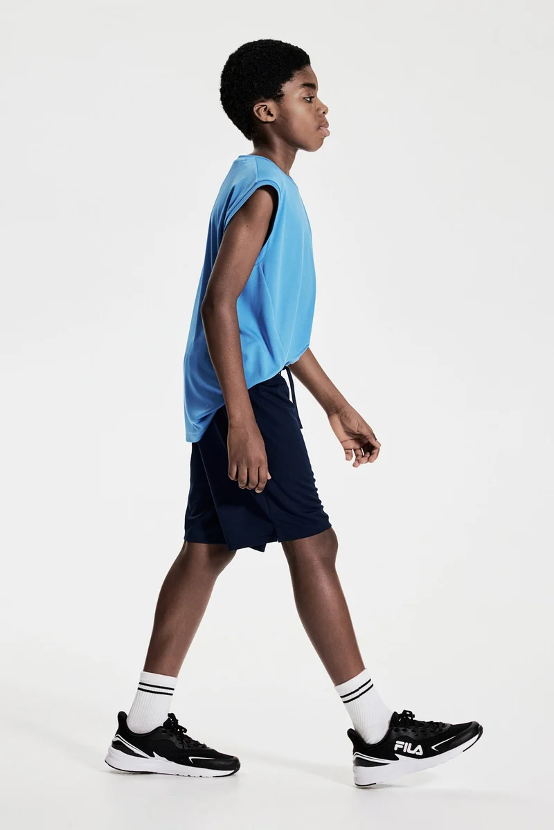 اتش اند ام شورت رياضي من نسيج دراي موف