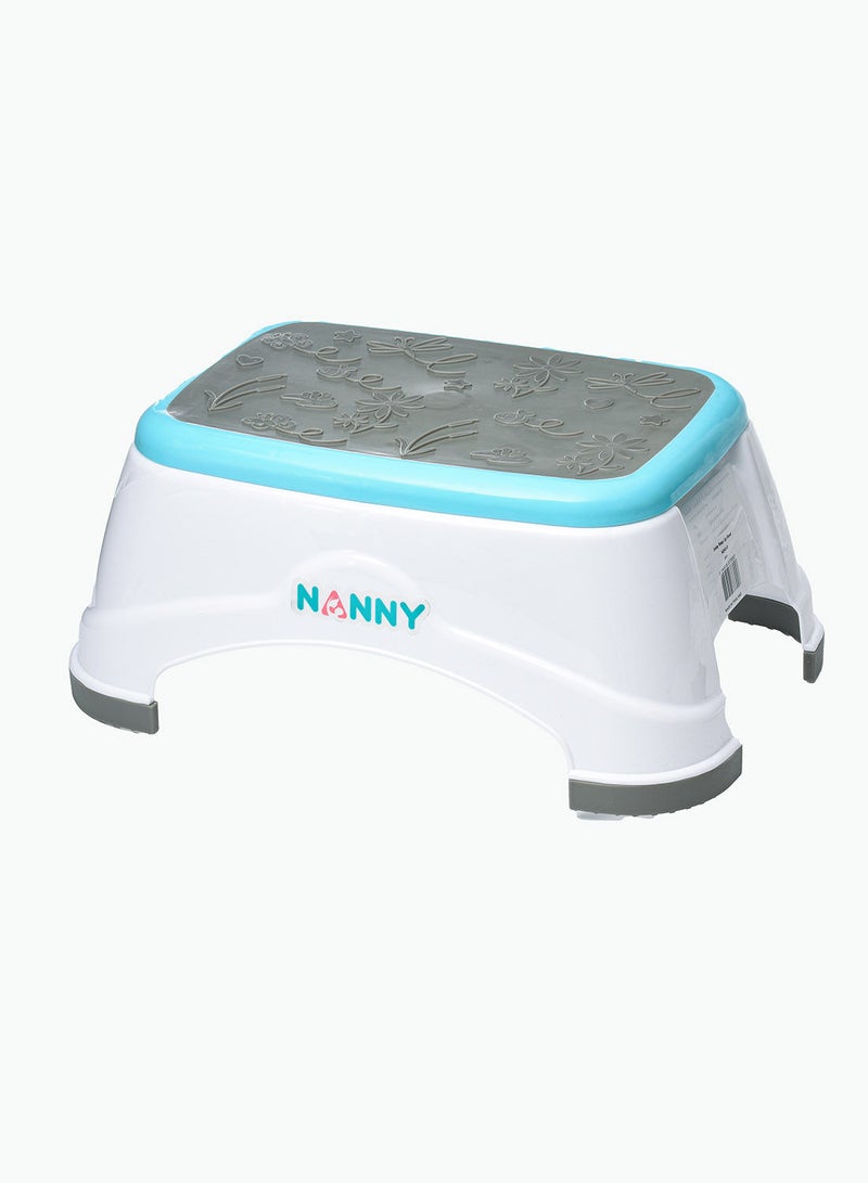 Nanny Baby step up stool blue - Image 1