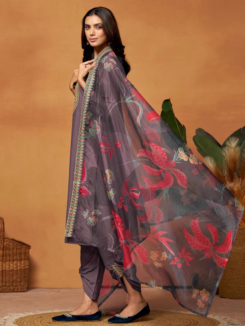 EthnicJunction Women's Chinon Embroidered Kurta Set With Organza Dupatta (SKD101-Vrinda-Purple_M) - Image 5