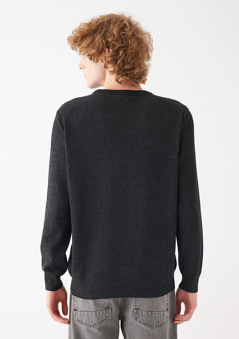 MAVI Blue Men's Black Crew Neck Basic Sweater 070781-900