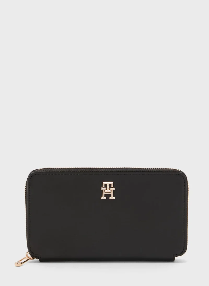 TOMMY HILFIGER Essential Large Clutch