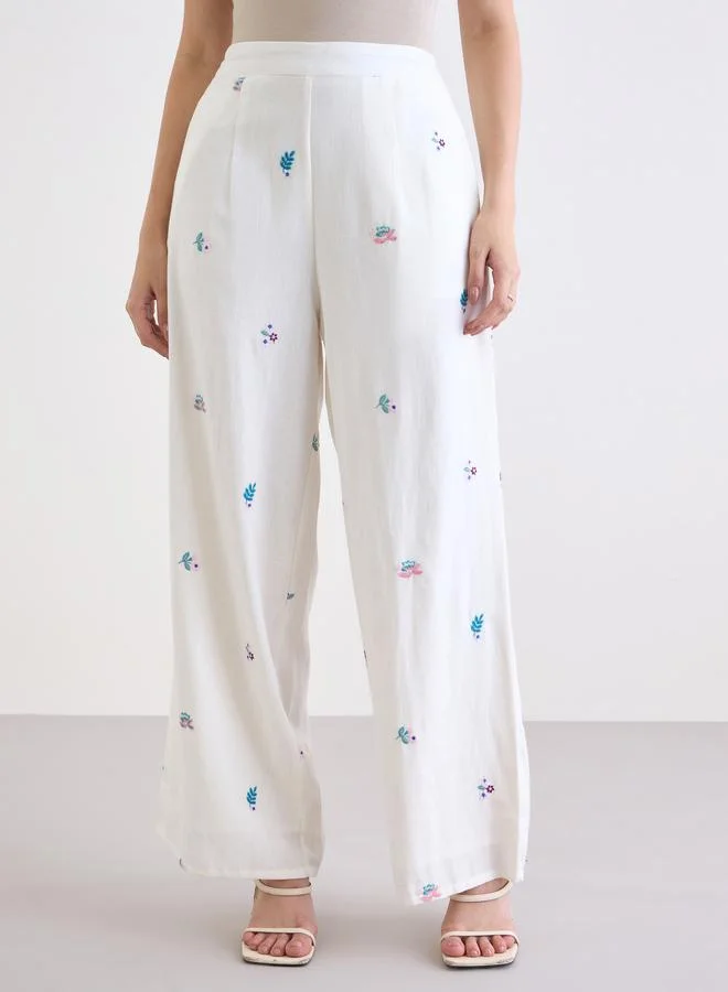Styli Styli Off White Embroidered Wide Leg Trousers