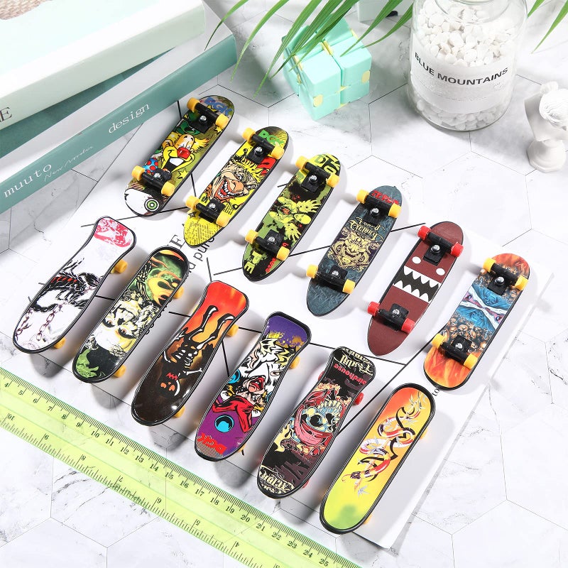 Zhanmai 36 Pieces Mini Finger Skateboard Toy Skateboard Finger Boards with Double Sided Pattern Creative Fingertip Movement Novelty Toys Party Favors Decorations Supplies for Teens and Adults (Retro Style) - Image 4