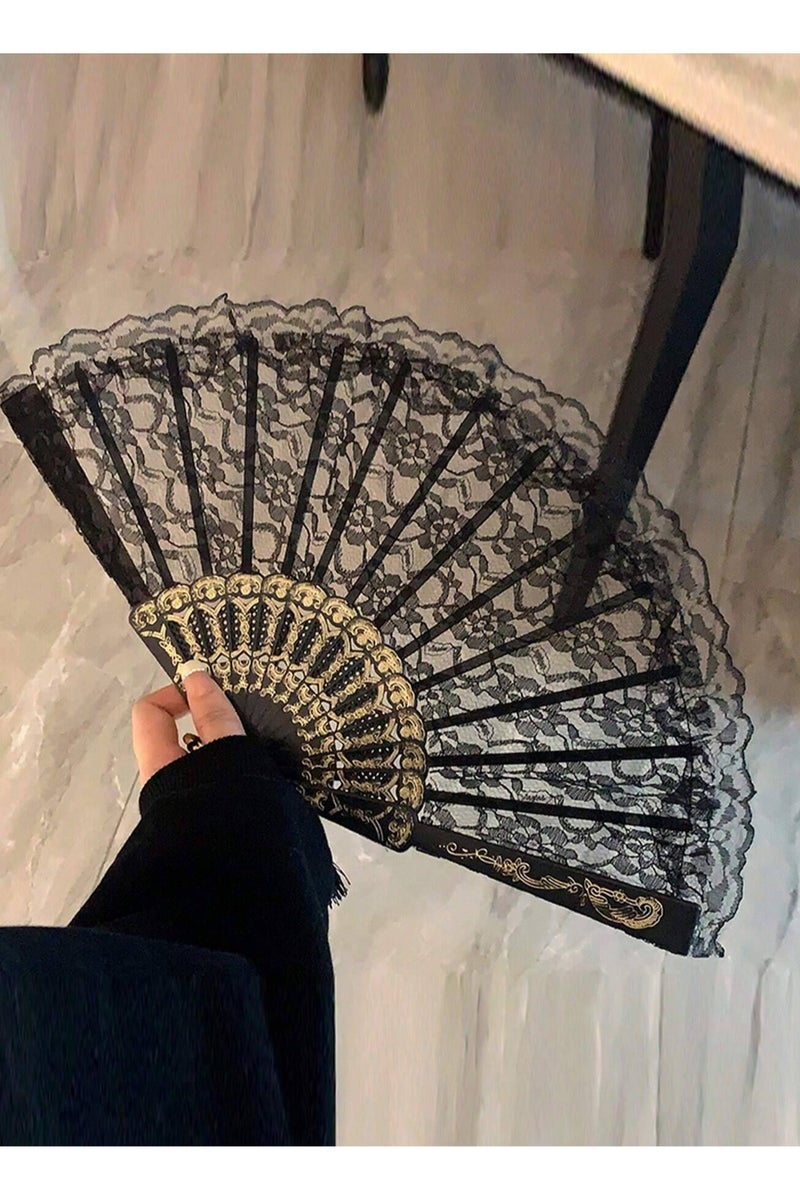 Luxurious lace fan With elegant gold details and a sophisticated design that catches the eye Perfect for evening events or classic photoshoots Adds a soft, feminine touch to your look 