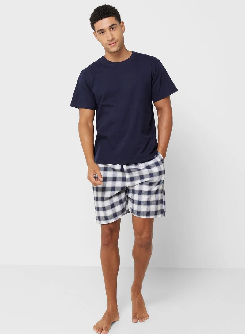 Seventy Five Men'S Foxbury Jersey Short Sleeve T-Shirt & Woven Check Shorts