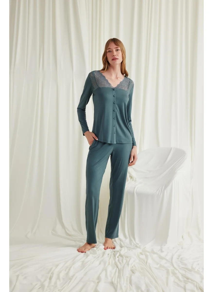 Monamise Women's Pajama Set with Lace Collar, Shoulder and Leg Buttons Throughout