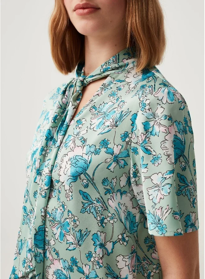 او في اس Satin blouse with foulard