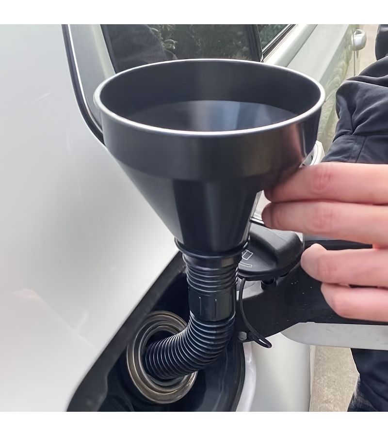 Black Plastic Car Motorcycle Funnel with Telescopic Hose Spillproof Design 135mm - Image 2