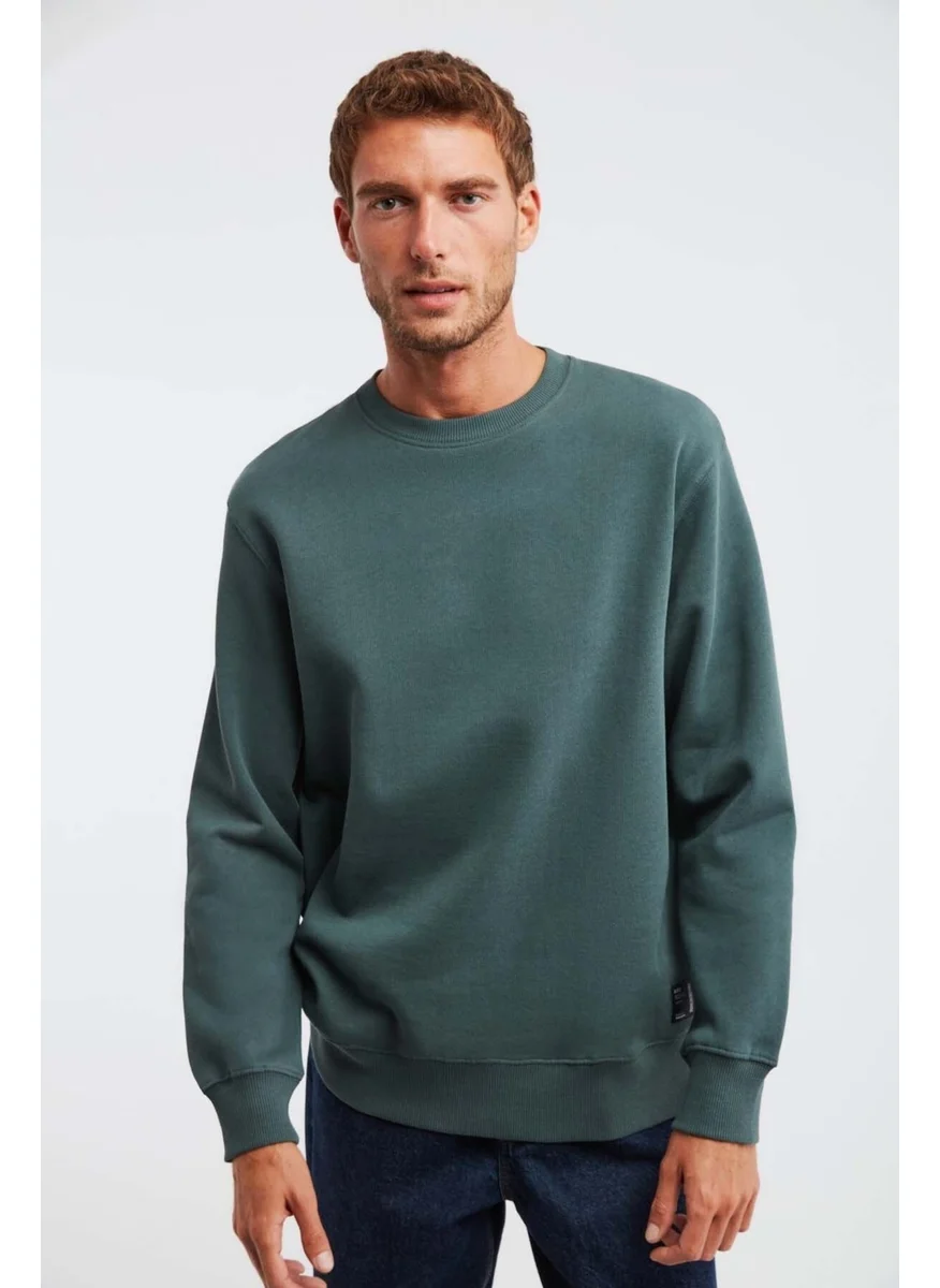 جريميلانج Travis Men's Soft Fabric Regular Fit Round Neck Dark Green Sweatshirt