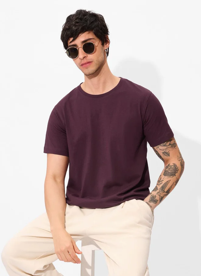 The Souled Store Men Plum Solid Regular Fit T-Shirt