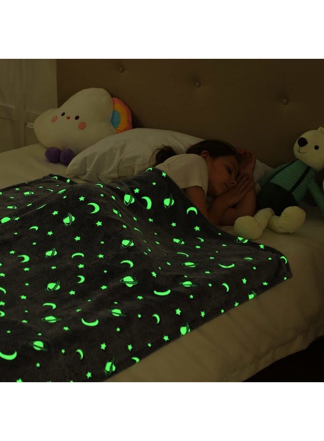 SOCHOW Glow in the Dark Fleece Blanket 50"x59", Light Up Flannel Fleece Blanket Galactic Stars Pattern Grey All Season Blanket for Kids Bed - Image 4