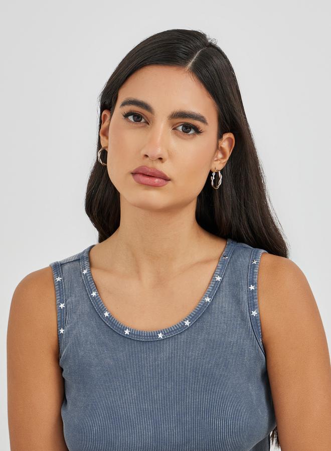 Styli Styli Ribbed Acid Washed Fitted Tank Top with Star Stud Detail  - Image 3