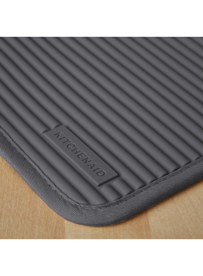 كيتشن إيد طقم حامل أواني كيتشن إيد المضلع المصنوع من السيليكون الناعم، رمادي فحمي، 7×9 بوصة - Image 2