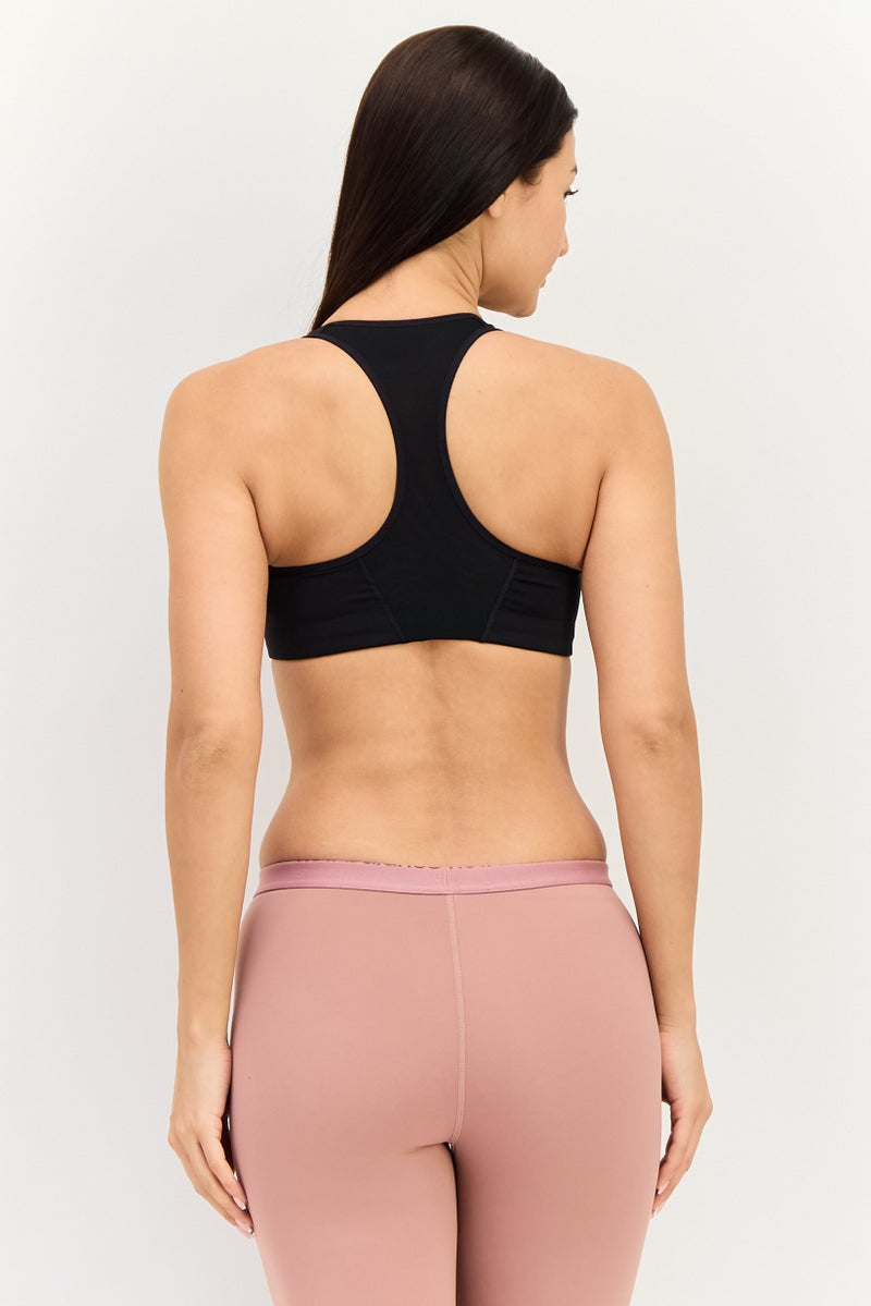 Nike حمالة صدر رياضية بدون حشوة للنساء بدون أكمام، سوداء - Image 4