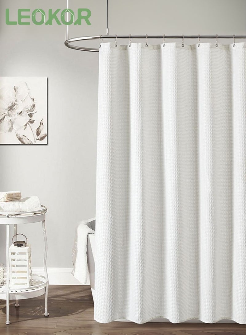 LEOKOR ستارة دش من القماش المنسوج الطارد للماء للحمام باللون الأبيض - Image 1