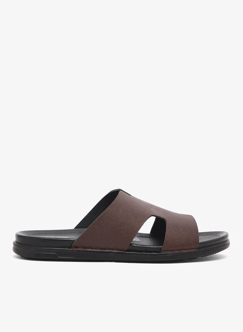 روبرت وود صنادل مريحة بنعل داخلي منزلق