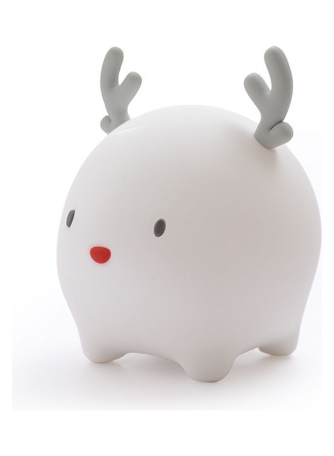 نيبمينينت مصباح ليلي LED بتصميم مبتكر على شكل غزال لطيف قابل لإعادة الشحن بمنفذ USB مع حماية للعين أبيض 16x15x17سم - Image 1