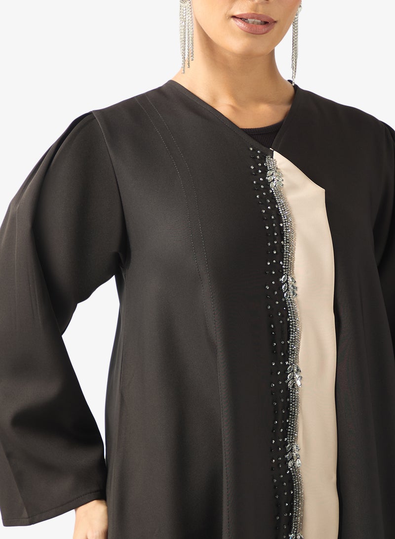 خزانة عباية بحافة مطرزة وشيلة - Image 3