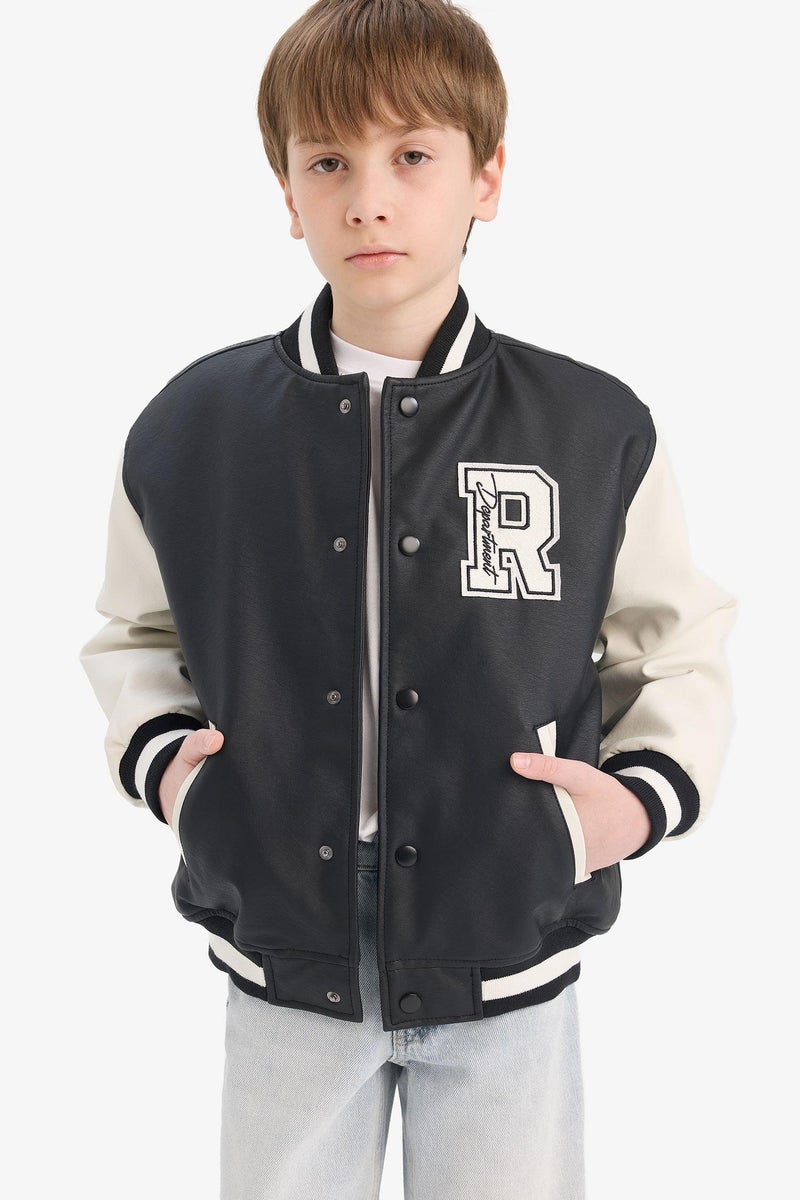 ديفاكتو جاكيت بومبر اولادي جلد صناعي وتر بروف بياقة كوليج - Image 5