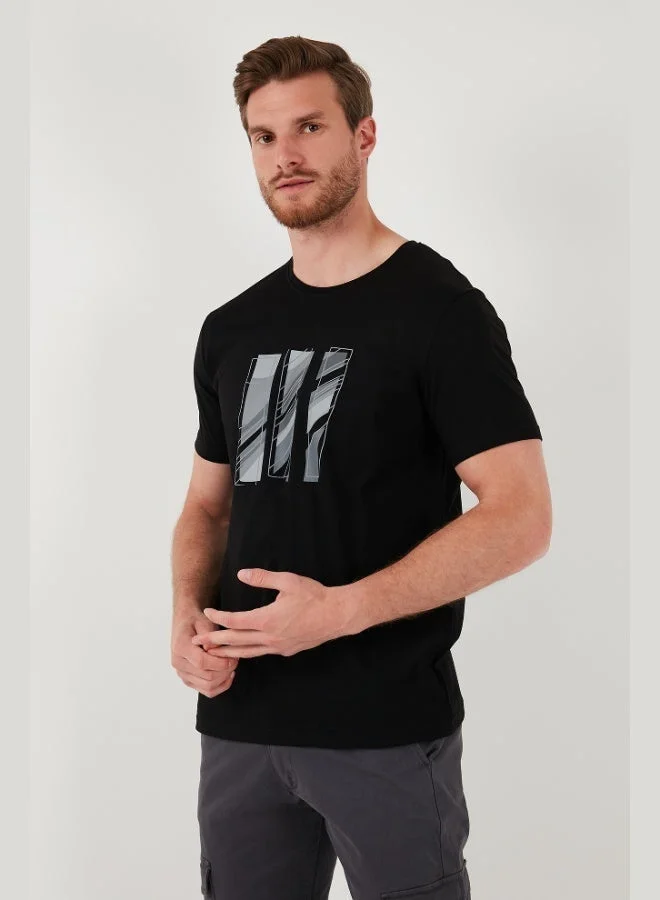 بوراتي تي شيرت رجالي بياقة دائرية بقصة ضيقة من قطن بوراتي