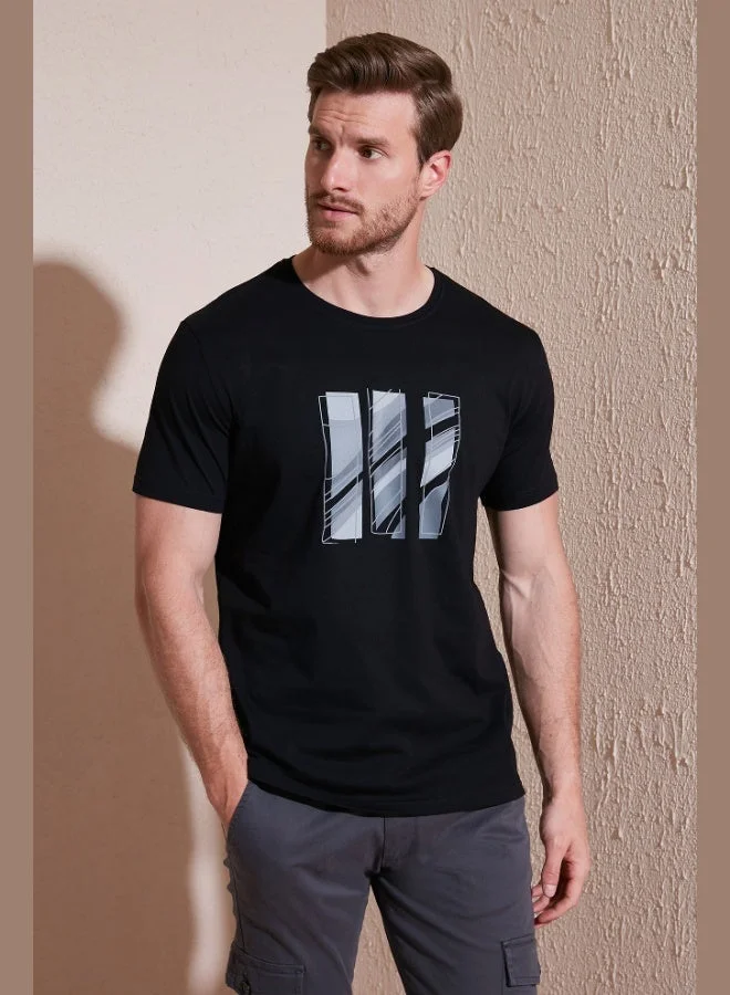 بوراتي تي شيرت رجالي بياقة دائرية بقصة ضيقة من قطن بوراتي