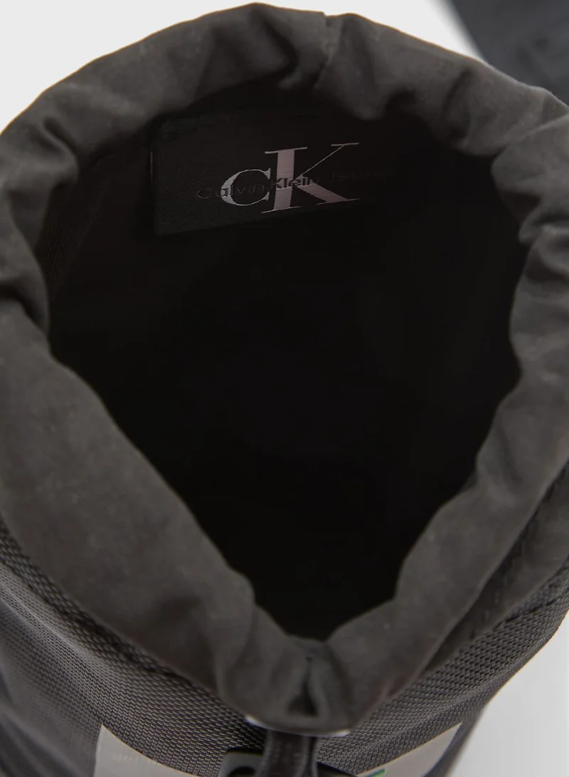 Calvin Klein Jeans Park Culture Messenger Bag