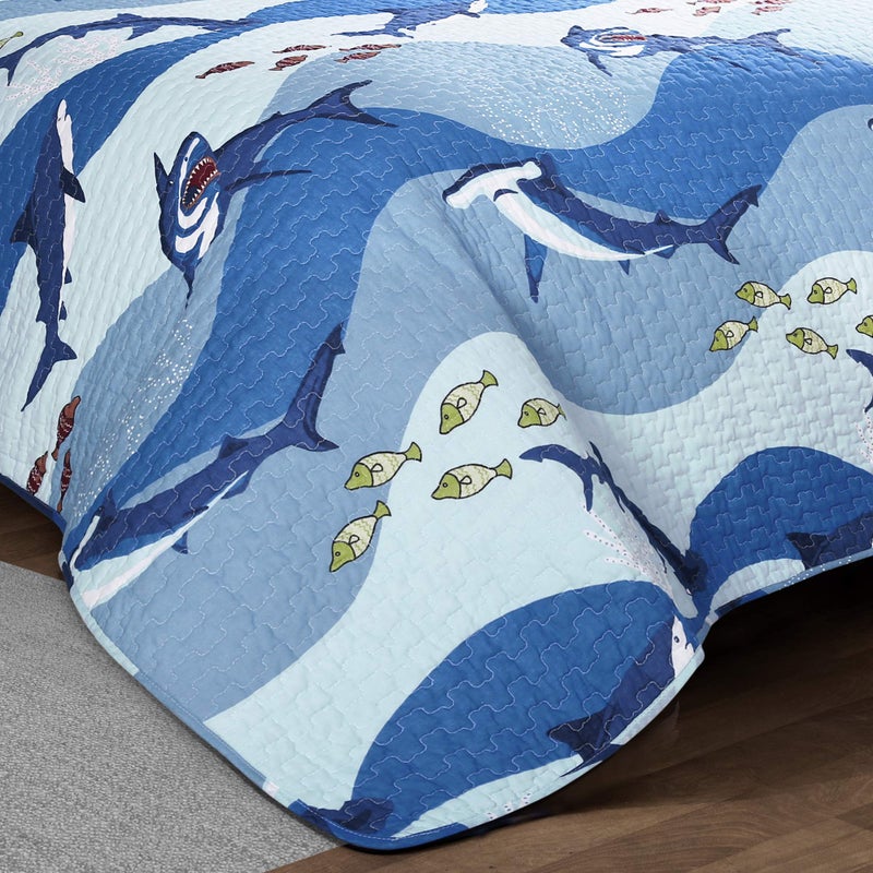 Lush Decor 16T003162 Blue Shark Allover Quilt | Fish Ocean Wave Reversible 3 Piece Bedding Set-Full Queen - Image 4