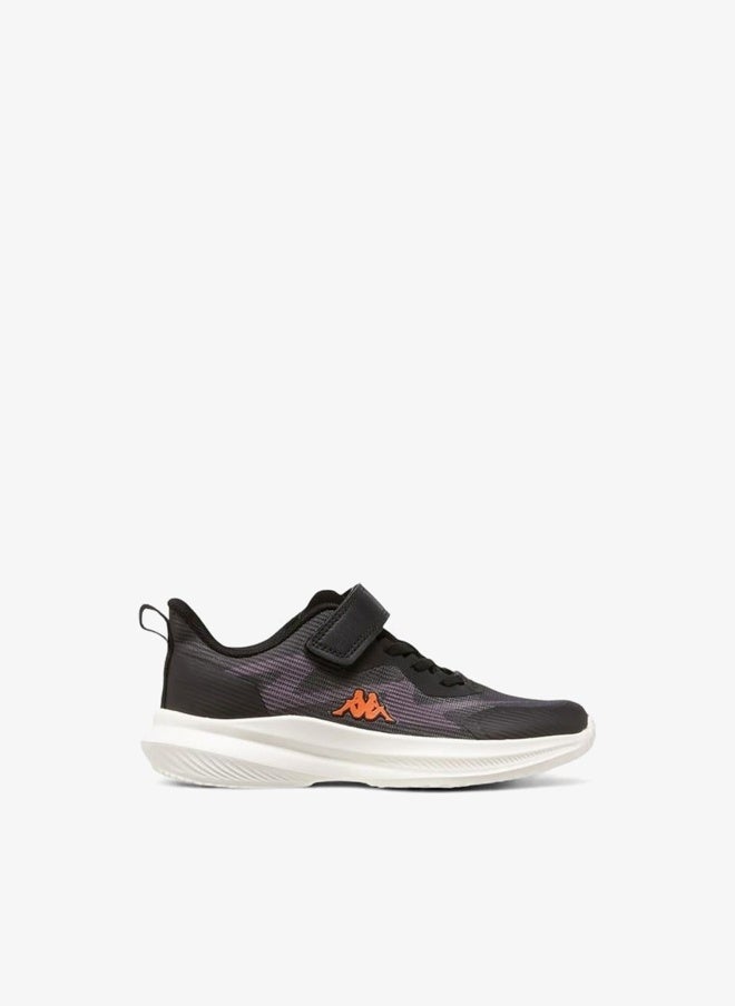 كابا أحذية رياضية للأولاد بشعار وتفاصيل شريط لاصق - Image 3