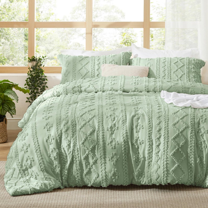 Bedsure Tufted Boho Comforter Set King Size Sage Green Boho Bed Set GentleSoft 3 Pieces Farmhouse Shabby Chic Embroidery Bedding Gifts for Woman Soft Jacquard King Comforter for All Seasons