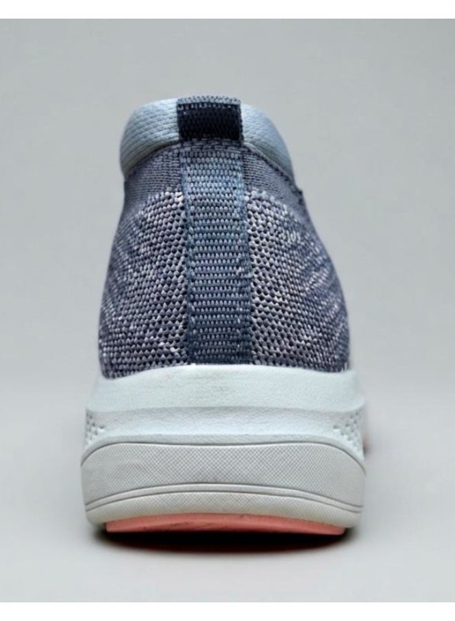 Vela lightweight sneakers - Image 4