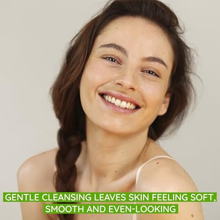 Aveeno Clear Complexion Foaming Oil-Free Facial Cleanser with Soy Extract & 0.5% Salicylic Acid, Acne Treatment Face Wash for Acne-Prone Skin, Sulfate-Free & Hypoallergenic, 6 fl. oz - Image 3