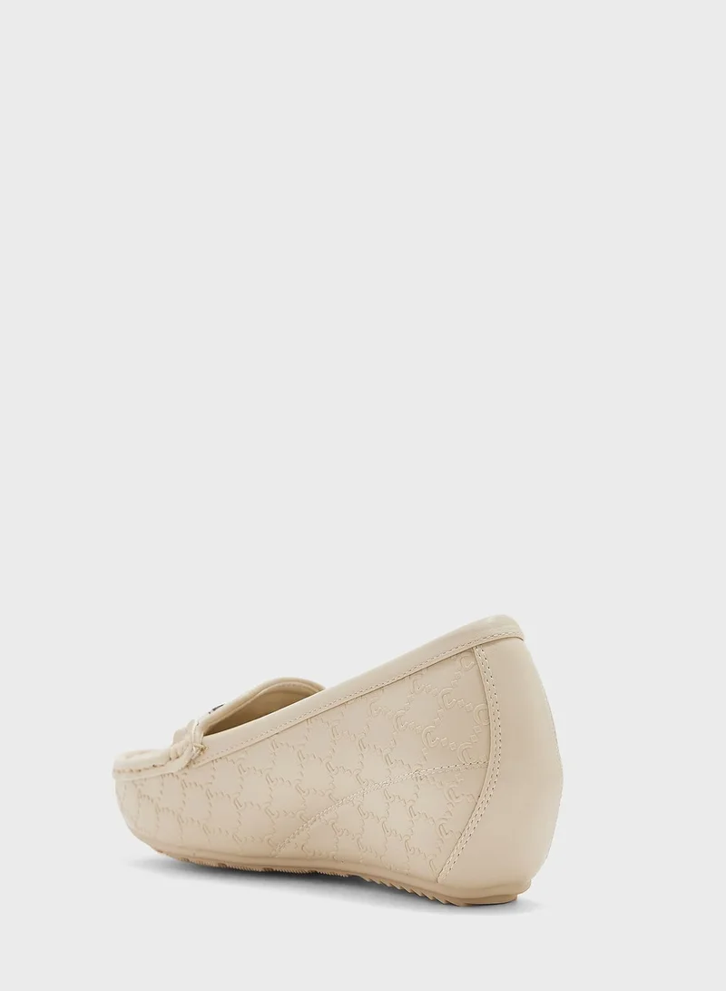 Le Confort Round Shape Flat Moccasins