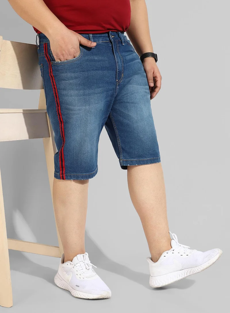 انستافاب بلس شورت رجالي كلاسيكي باللون الأزرق متوسط الغسل من قماش الدنيم