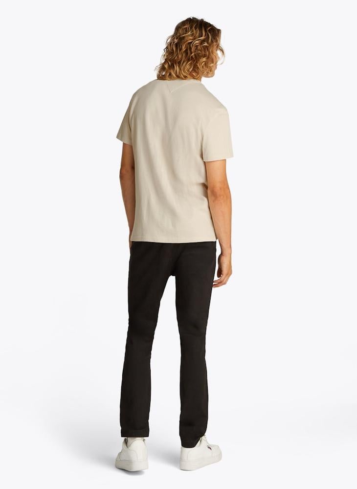 TOMMY JEANS Regular Fit Cotton Badge T-Shirt  - Image 2