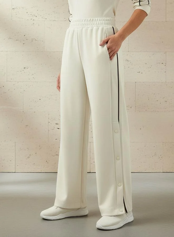 آكتف Women Regular Fit Joggers with Button Detail