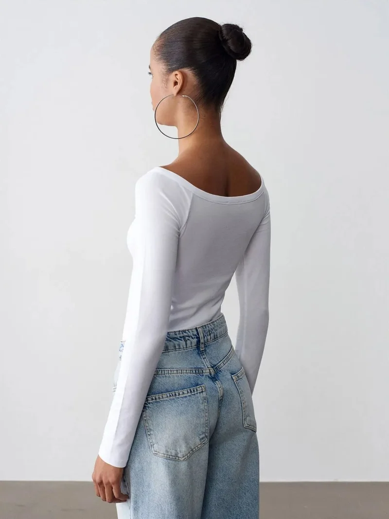 ديلفين Dilvin Slim-fit Boat Neck Bodysuit Blouse