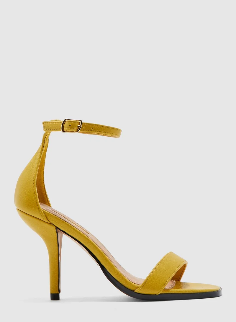 TOPSHOP Sage Curve Mid Sandal