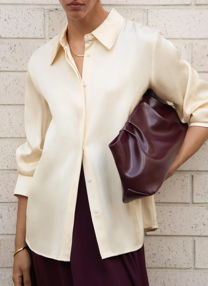 Lichi Satin shirt with concealed buttons