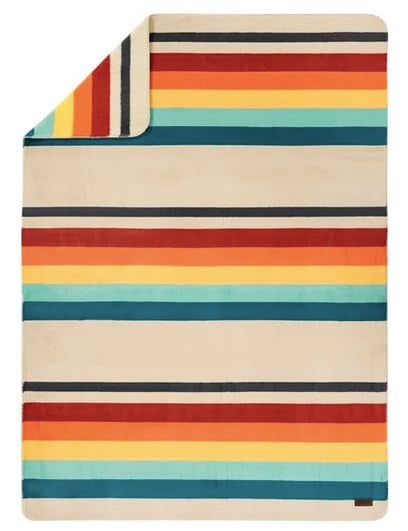 Pendleton بندلتون أولترا سوفت شيربا فليس بلش ثرو 50" x 70" (ماونت فورايكر) - Image 4