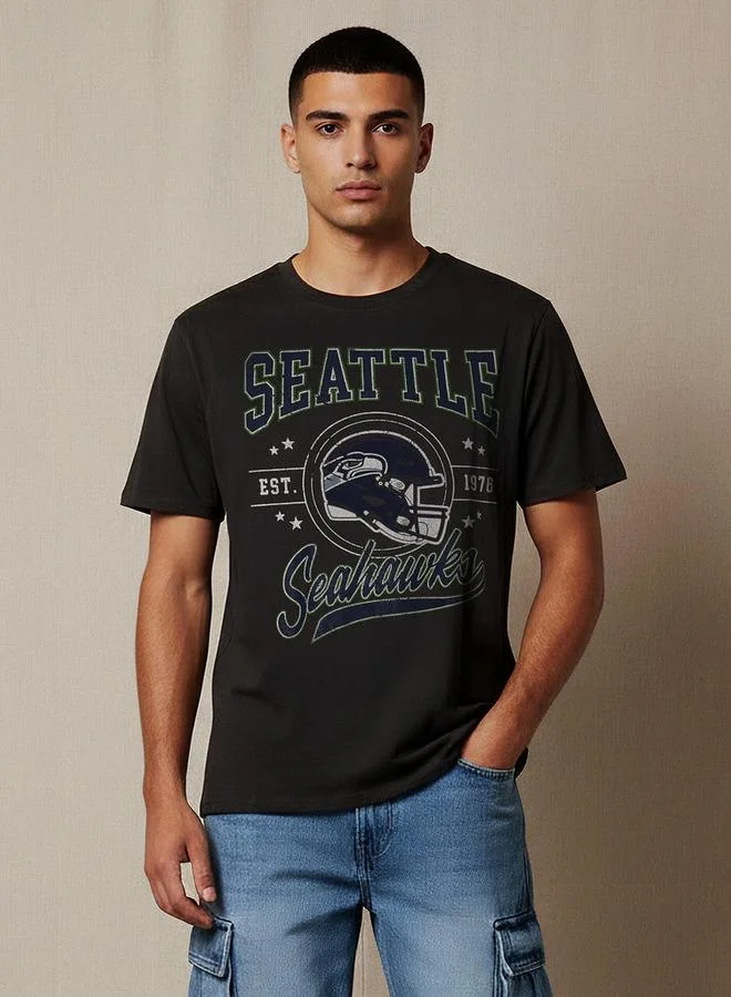 SP Characters Men Regular Fit Crew Neck Short Sleeve Seattle Seahawks Print T-shirt