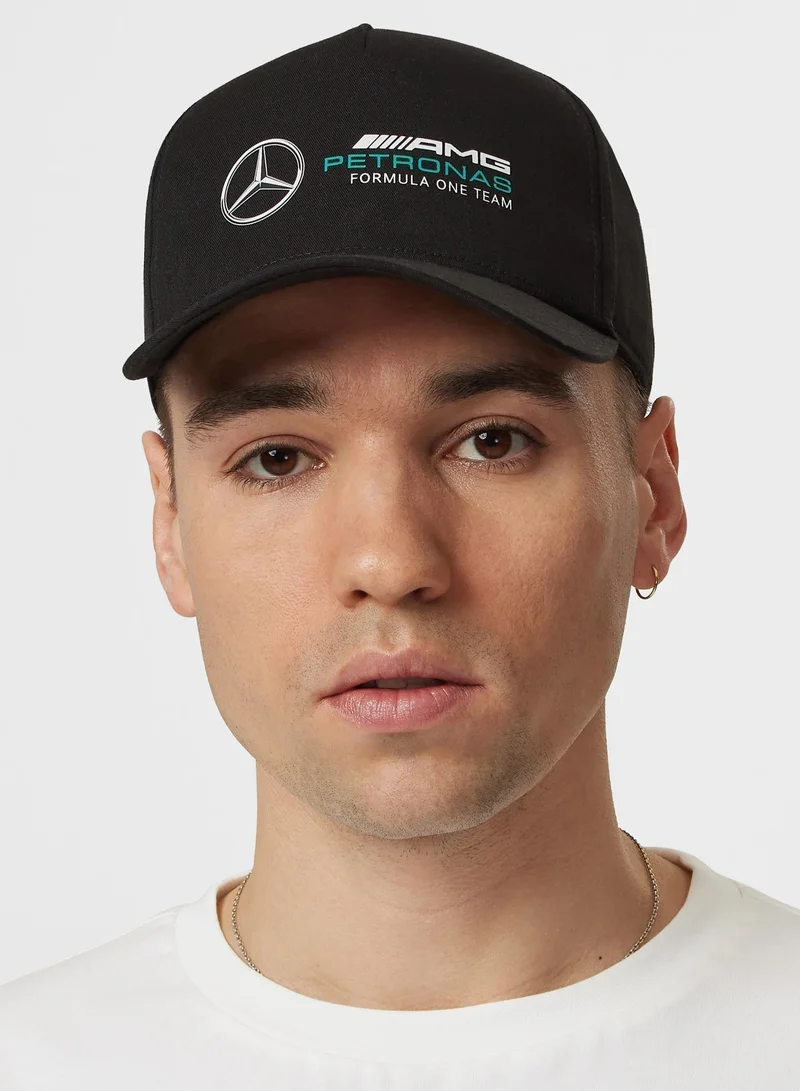 فريق AMG بتروناس للفورمولا 1 قبعة متسابق مرسيدس AMG بتروناس F1