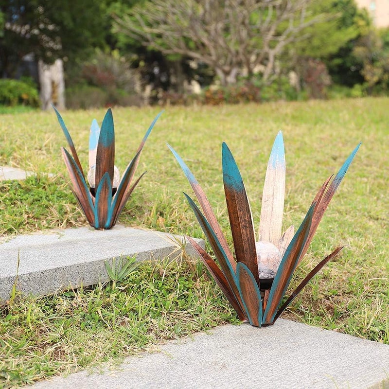LCJECV Metal Agave Plant Garden Art, 2 Pack Big Tequila Rustic Sculpture, Rustic Metal Agave Plants Lawn Home Ornaments, for Yard Stakes, Garden Figurines, Outdoor Patio (2 PCS Colorful with Light) - Image 5