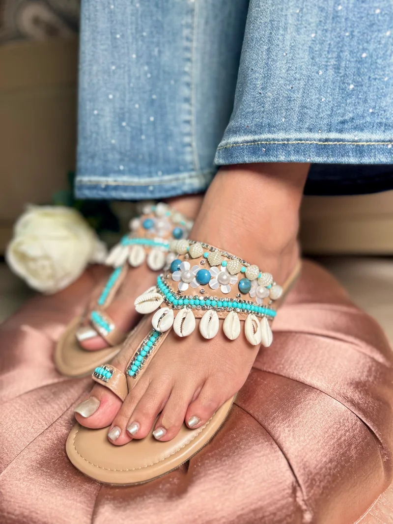 Sandal Stories Beige & Blue Seashell Cushioned Sandals for Women